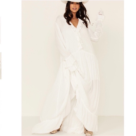 Free People Dresses & Skirts - Free People Dreamy White Maxi Ruffle Sweet Darlin Dress